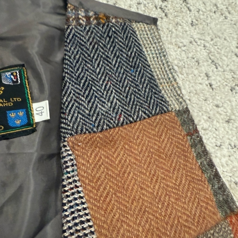 SOLD Men's (Unisex) EVC Hanna’s Hats of Denegal vintage  Patchwork Tweed Vest - Picture 6 of 12